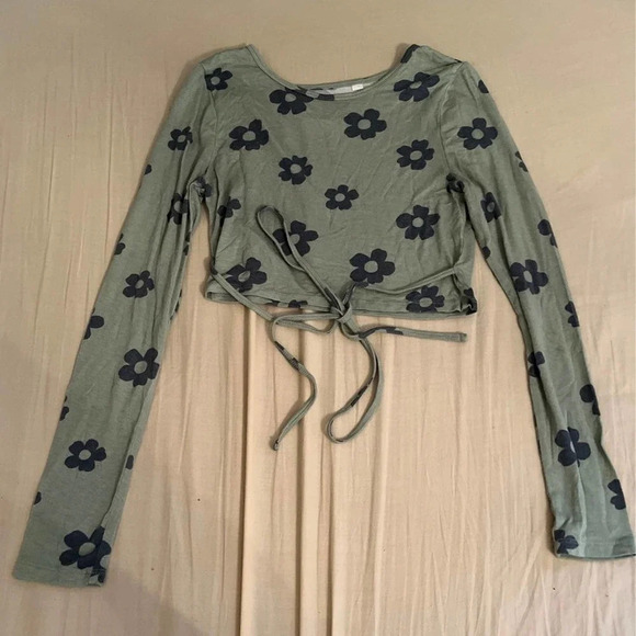 Pacsun green flower long sleeve small - Picture 1 of 4